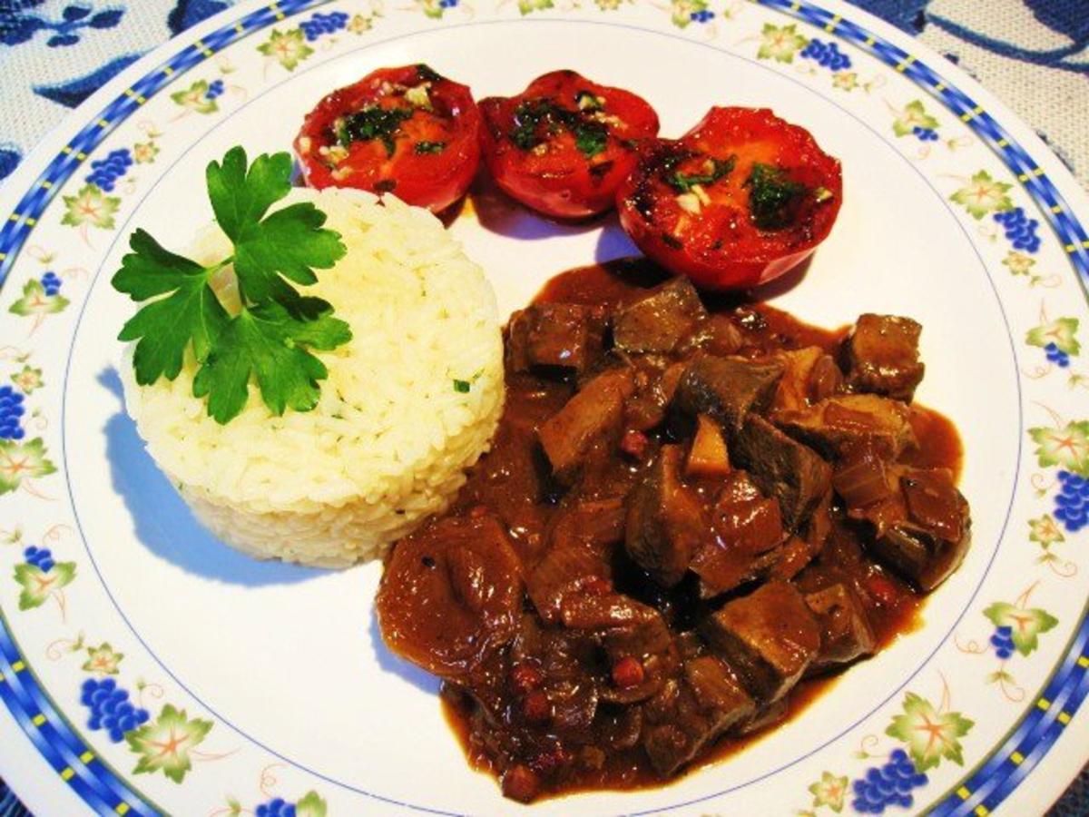 Lebergulasch mit Für die Leber: und Leber - Rezept mit Bild - kochbar.de