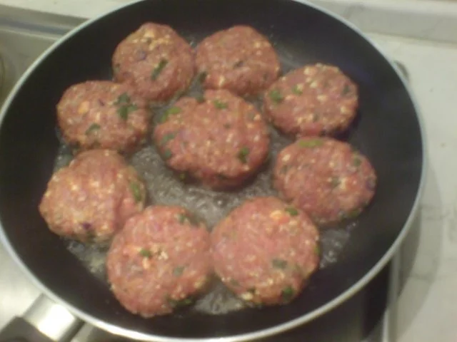 Rezept: feta-klöpschen Bild Nr. 4 feta-klöpschen - Rezept - Bild Nr. 4