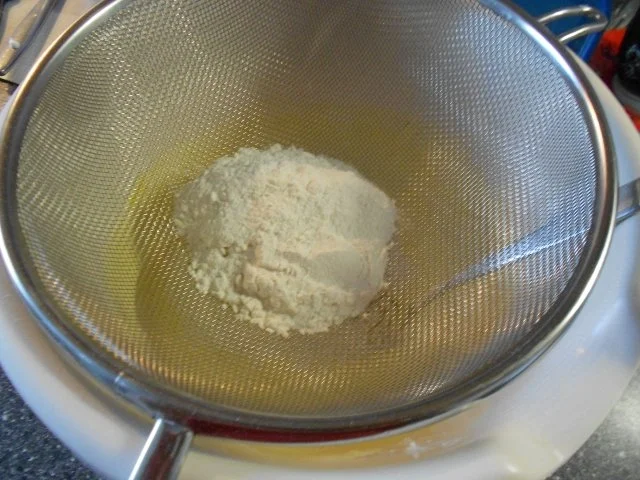 Biskuit - Tortenboden - Rezept - Bild Nr. 8