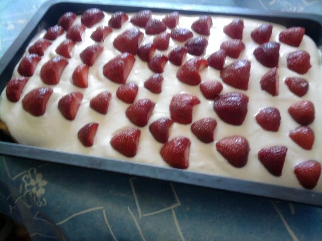 Erdbeerkuchen vom Blech - Rezept - Bild Nr. 3