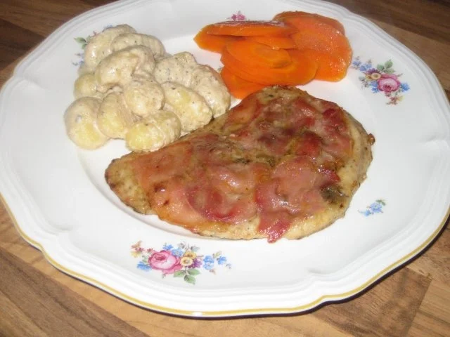 Saltimbocca alla romana mit Gorgonzolagnocchi - Rezept