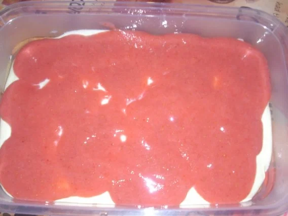 Rezept: Erdbeer-Tiramisu Bild Nr. 5 Erdbeer-Tiramisu - Rezept - Bild Nr. 5