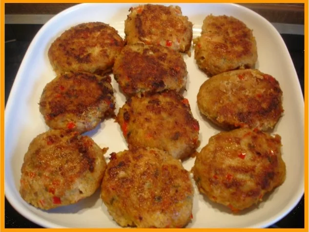 Rezept: Buletten mit Paprika Buletten mit Paprika - Rezept