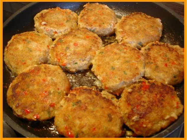 Rezept: Buletten mit Paprika Bild Nr. 10 Buletten mit Paprika - Rezept - Bild Nr. 10