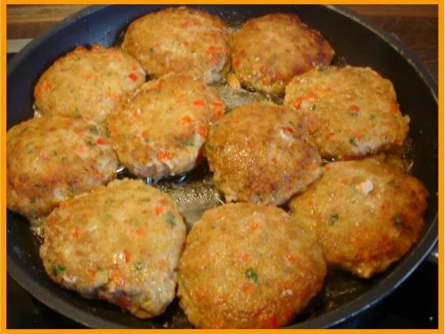 Rezept: Buletten mit Paprika Bild Nr. 9 Buletten mit Paprika - Rezept - Bild Nr. 9