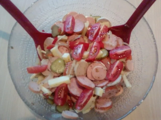 Rezept: Wurstsalat für Feuerschlucker und den Alm Öhi ;-)) Bild Nr. 4 Wurstsalat für Feuerschlucker und den Alm Öhi ;-)) - Rezept - Bild Nr. 4