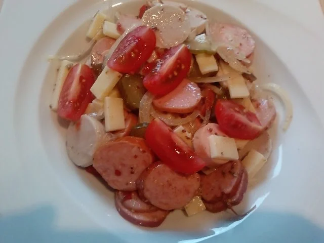 Rezept: Wurstsalat für Feuerschlucker und den Alm Öhi ;-)) Bild Nr. 5 Wurstsalat für Feuerschlucker und den Alm Öhi ;-)) - Rezept - Bild Nr. 5