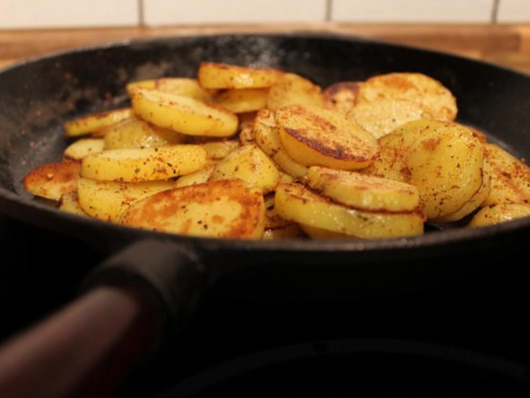 Bratkartoffeln Aus Gekochten Kartoffeln Rezept Kochbar De