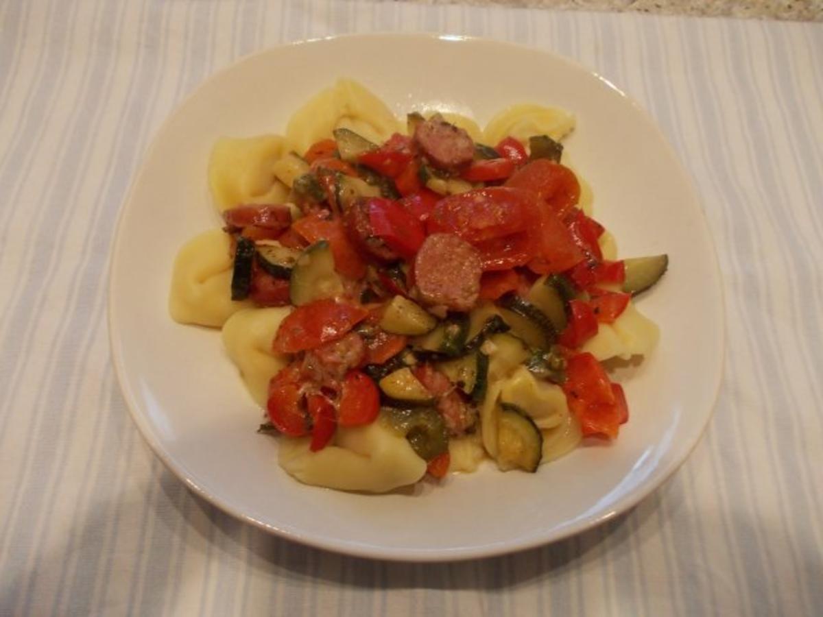 Backofengemüse mit Mettenden und Mozarella - einfach - 212 kcal/100g