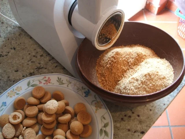 Rezept: Backen: Sommerliche Geburtstagstorte Bild Nr. 4 Backen: Sommerliche Geburtstagstorte - Rezept - Bild Nr. 4