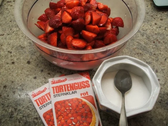 Rezept: Backen: Sommerliche Geburtstagstorte Bild Nr. 17 Backen: Sommerliche Geburtstagstorte - Rezept - Bild Nr. 17