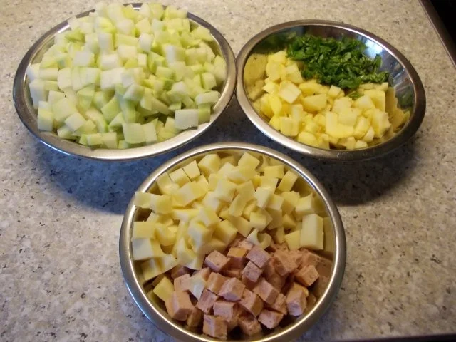 Rezept: Kohlrabisalat Bild Nr. 3 Kohlrabisalat - Rezept - Bild Nr. 3