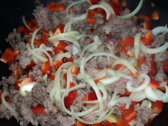 Curry-Chinakohl-Pfanne mit Hack und Ananas - Rezept - Bild Nr. 3