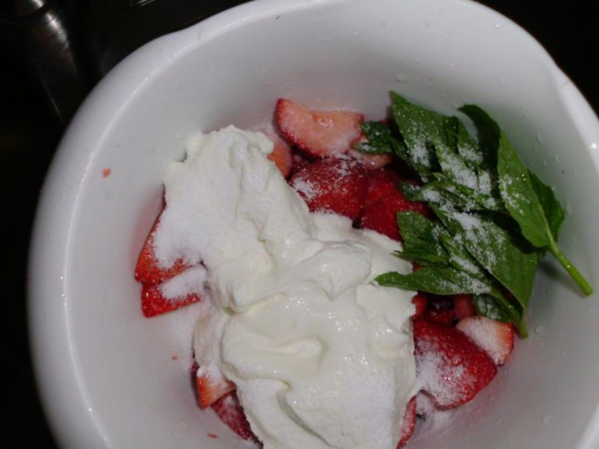 Erdbeer-Minzcreme - Rezept - Bild Nr. 3