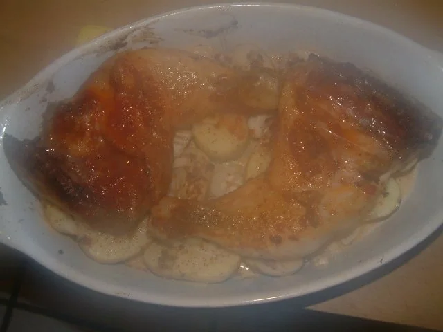 Rezept: Hähnchenschenkel auf Italia Ofenkartoffeln Bild Nr. 8 Hähnchenschenkel auf Italia Ofenkartoffeln - Rezept - Bild Nr. 8