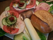 Deftiges Sonntagsfrühstück.....Brunch aller Andy.....Schlemmen.....Mit sauren Spiegelei... - Rezept