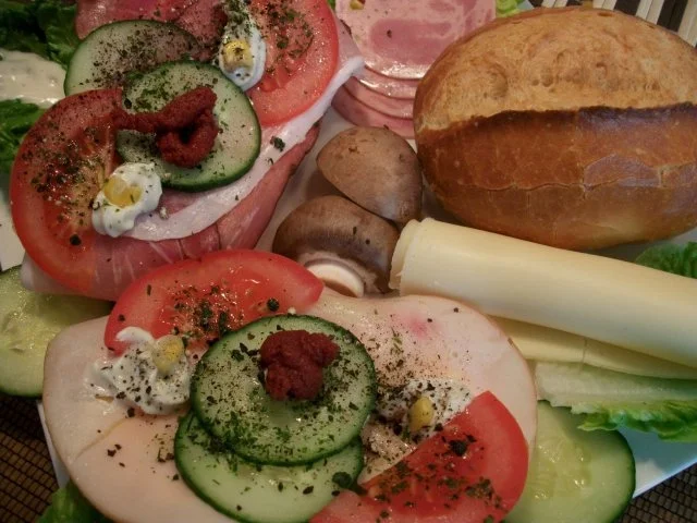 Deftiges Sonntagsfrühstück.....Brunch aller Andy.....Schlemmen.....Mit sauren Spiegelei... - Rezept - Bild Nr. 3