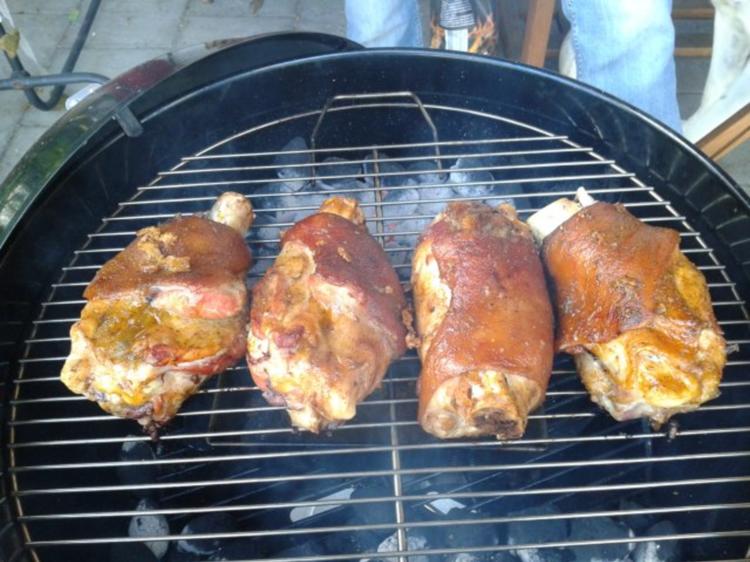 Schweinshaxen - einfach - von Zwiebelwolle