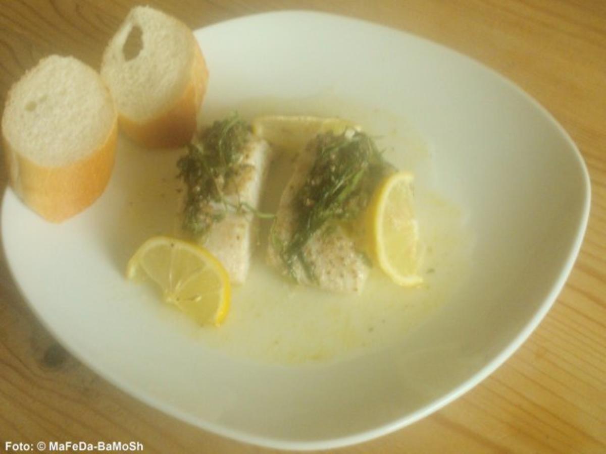 Bilder für Ofenfisch mit Fischfilet, z.B. Heilbutt, Seelachs oder Lachsfilet und Sardellenfilets in Öl - Rezept