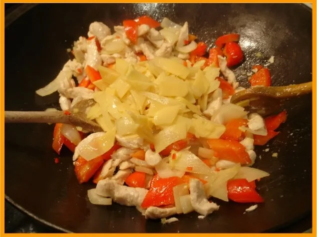 Rezept: Nudelwok exotisch Bild Nr. 13 Nudelwok exotisch - Rezept - Bild Nr. 13