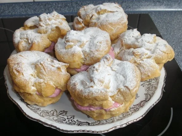 Rezept: Himbeer-Windbeutel Himbeer-Windbeutel - Rezept