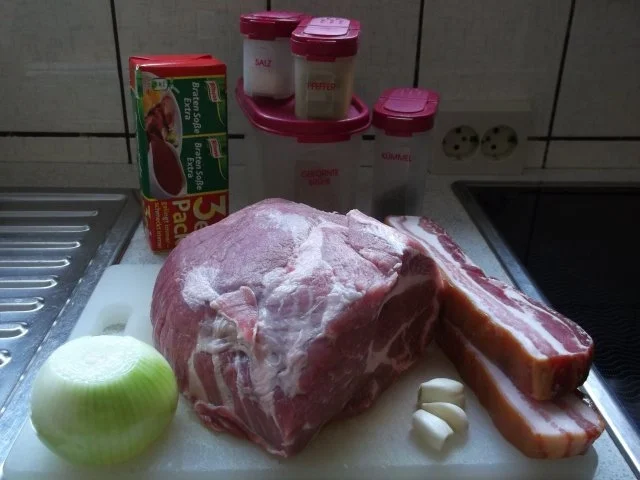 Rezept: Schweinebraten Bild Nr. 2 Schweinebraten - Rezept - Bild Nr. 2