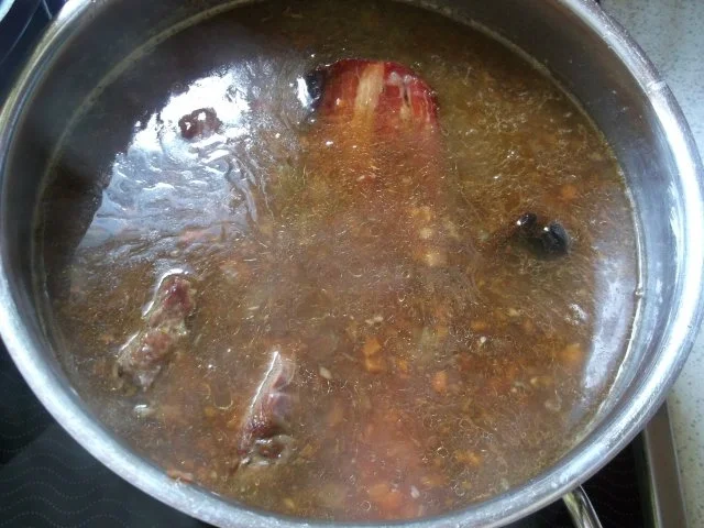 Rezept: Schweinebraten Bild Nr. 5 Schweinebraten - Rezept - Bild Nr. 5