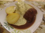 Glückstädter Spitzkohl mit Rinderrouladen - Rezept