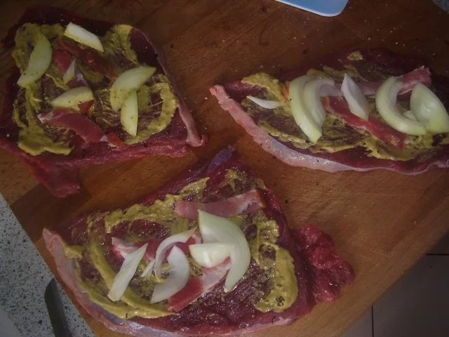 Rezept: Glückstädter Spitzkohl mit Rinderrouladen Bild Nr. 3 Glückstädter Spitzkohl mit Rinderrouladen - Rezept - Bild Nr. 3