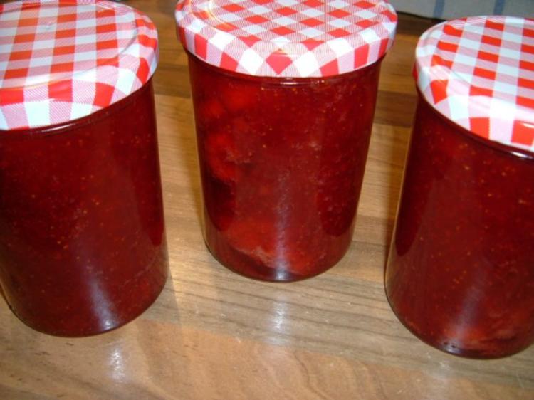 Erdbeermarmelade mit Vanille - Rezept mit Bild - kochbar.de