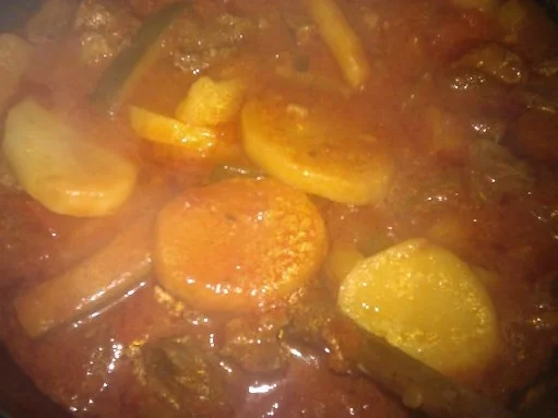 Somalische Pasta Soße (Suugo) Bilder!! - Rezept