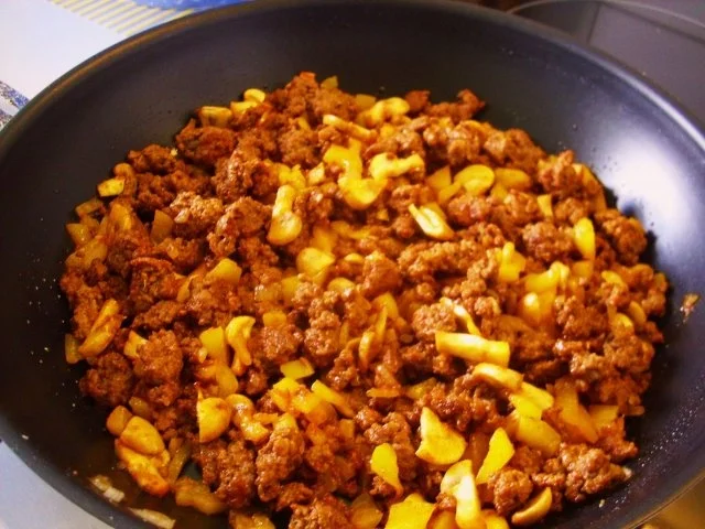 Blätterteig Strudel mit Hackfleisch Füllung - Rezept - Bild Nr. 2