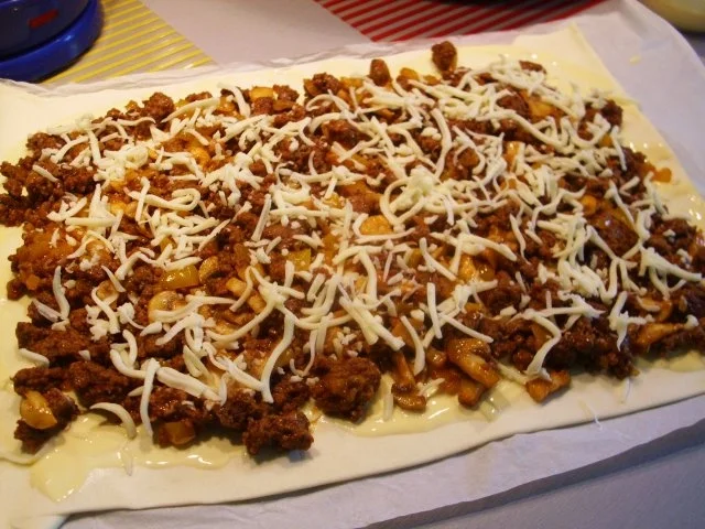 Blätterteig Strudel mit Hackfleisch Füllung - Rezept - Bild Nr. 3