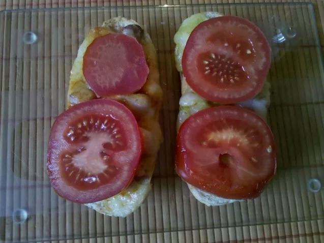 Abendbrot: Überbackenes Baguettbrötchen - Rezept - Bild Nr. 10