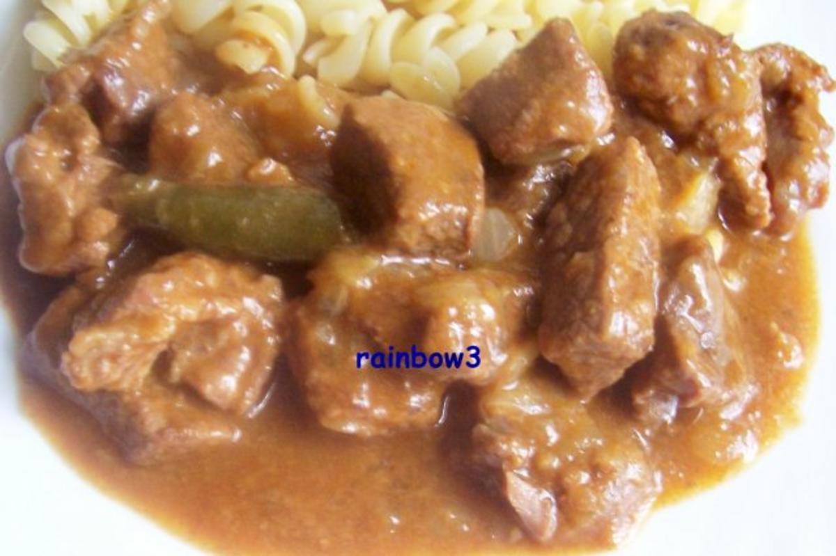 Kochen: Rind-Gulasch, leicht scharf - Rezept - kochbar.de Kochen: Rind-Gulasch, leicht scharf - Rezept - kochbar.de