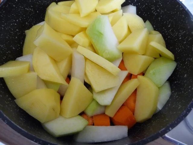 Rezept: Beilage : Kartoffel - Möhren - Kohlrabi - Brei Bild Nr. 3 Beilage : Kartoffel - Möhren - Kohlrabi - Brei - Rezept - Bild Nr. 3