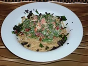 Vollkornspaghetti mit Rucola und Flußkrebsen in Ziegenfrischkäsesoße - Rezept