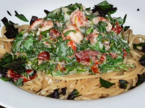 Vollkornspaghetti mit Rucola und Flußkrebsen in Ziegenfrischkäsesoße - Rezept - Bild Nr. 4