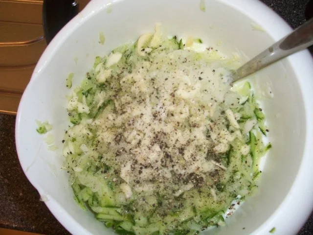 Rezept: Rindersteak überbacken, dazu Zaziki Bild Nr. 2 Rindersteak überbacken, dazu Zaziki - Rezept - Bild Nr. 2