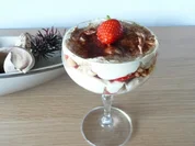 Cappuccinocreme mit Erdbeeren - Rezept