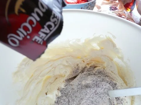 Cappuccinocreme mit Erdbeeren - Rezept - Bild Nr. 4