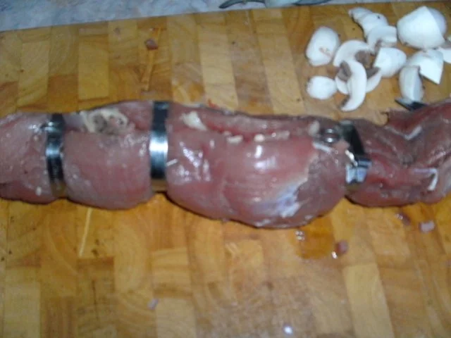 Gefülltes Schweinefilet in Estragonsoße - Rezept - Bild Nr. 6