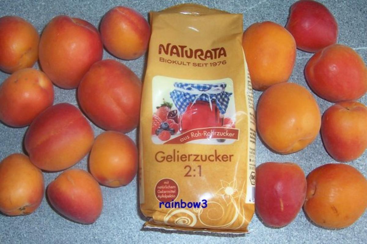 Einmachen: Aprikosen-Marmelade mit Kernen - Rezept - kochbar.de