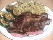 Fleisch: Rumpsteak mit gebratener Zucchinie - Rezept