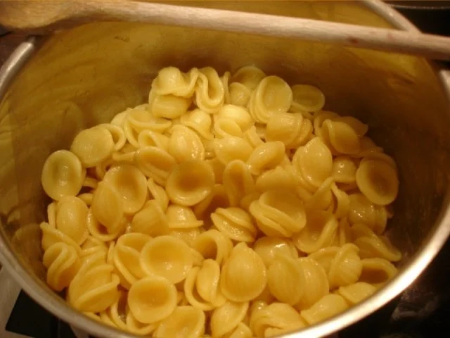 Nudeln mit Hähnchenbrustfilet-Gorgonzola-Sauce - Rezept - Bild Nr. 7