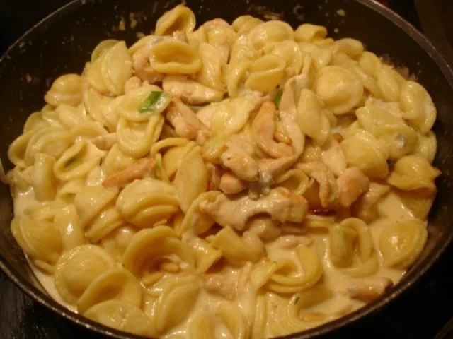 Nudeln mit Hähnchenbrustfilet-Gorgonzola-Sauce - Rezept - Bild Nr. 18