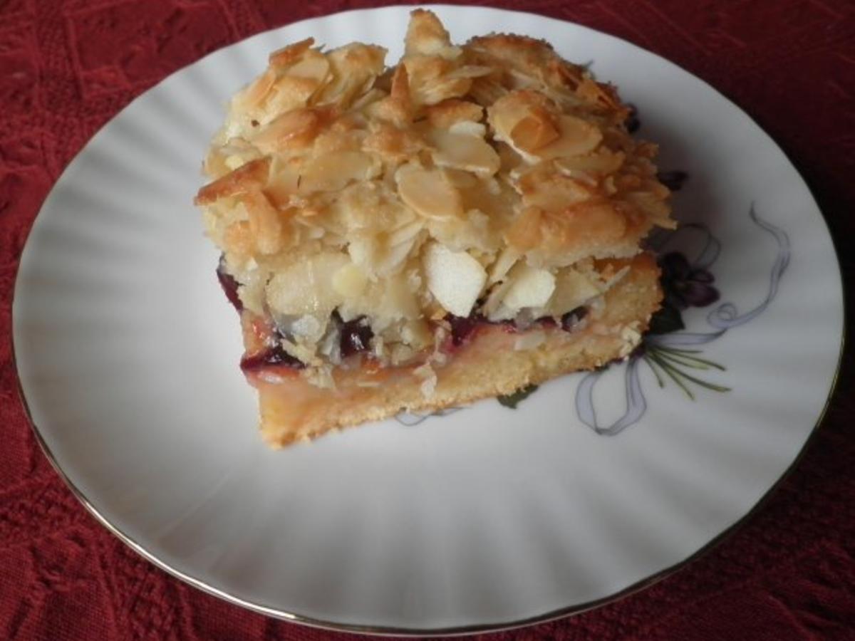 Kleiner Mandel Pflaumen Kuchen - einfach - von Cookies