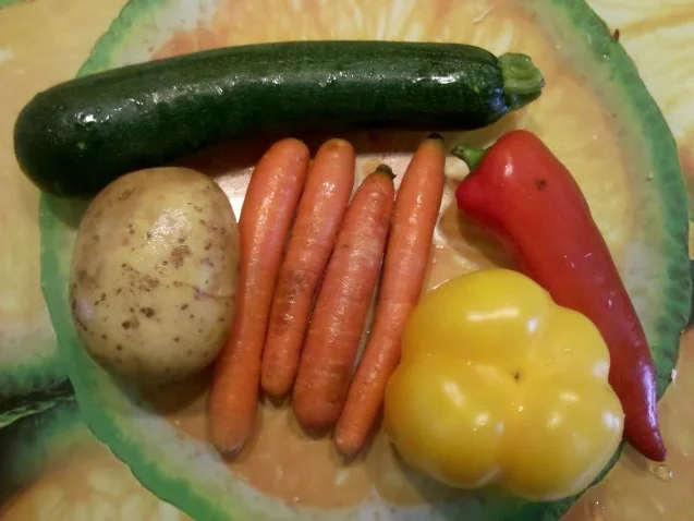 Rezept: Fleisch: Mariniertes Nackenkotelett im mediteranem Gemüsebett Bild Nr. 2 Fleisch: Mariniertes Nackenkotelett im mediteranem Gemüsebett - Rezept - Bild Nr. 2