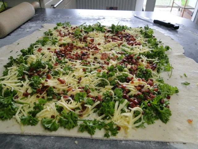 Rezept: Käse-Speck Schnecken zum Fußball Bild Nr. 4 Käse-Speck Schnecken zum Fußball - Rezept - Bild Nr. 4