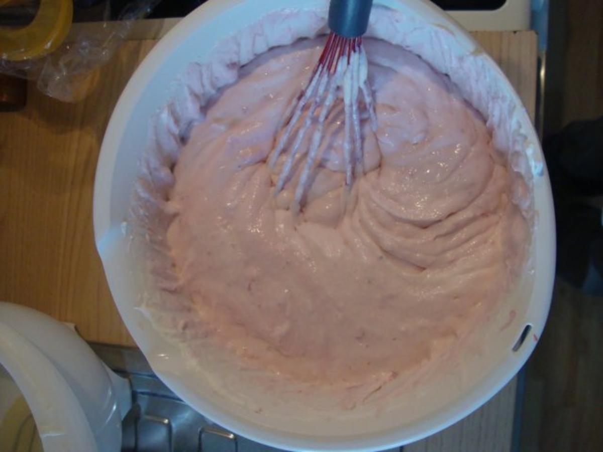 Erdbeer-Joghurt-Quark Kuppel - Rezept - Bild Nr. 4